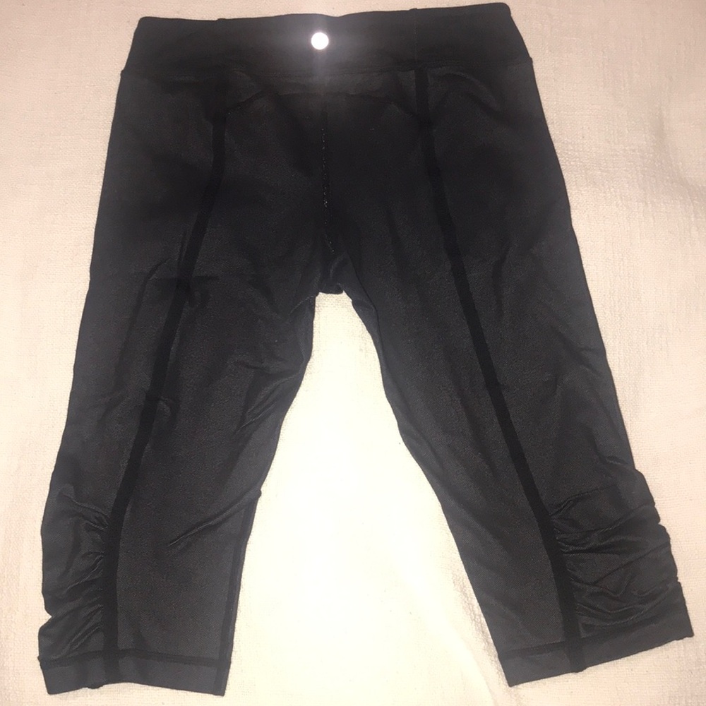 Rare lululemon running Capri black grayish  8